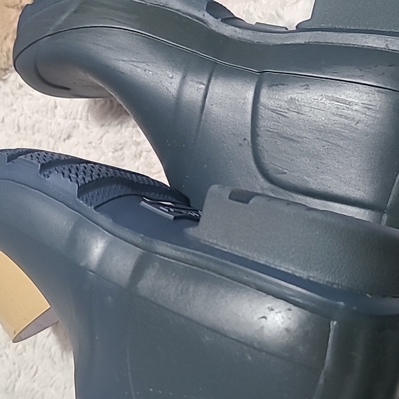 Hunter Navy and Cream Floral Boots - Picture 9 of 12